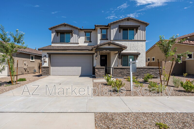 Queen Creek House: 23036 E. Escalante Rd.