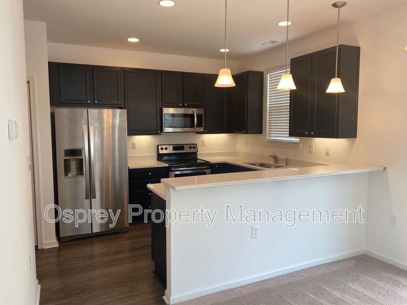Stylish 2-Bedroom Condo in Spence Crossing - Photo 5