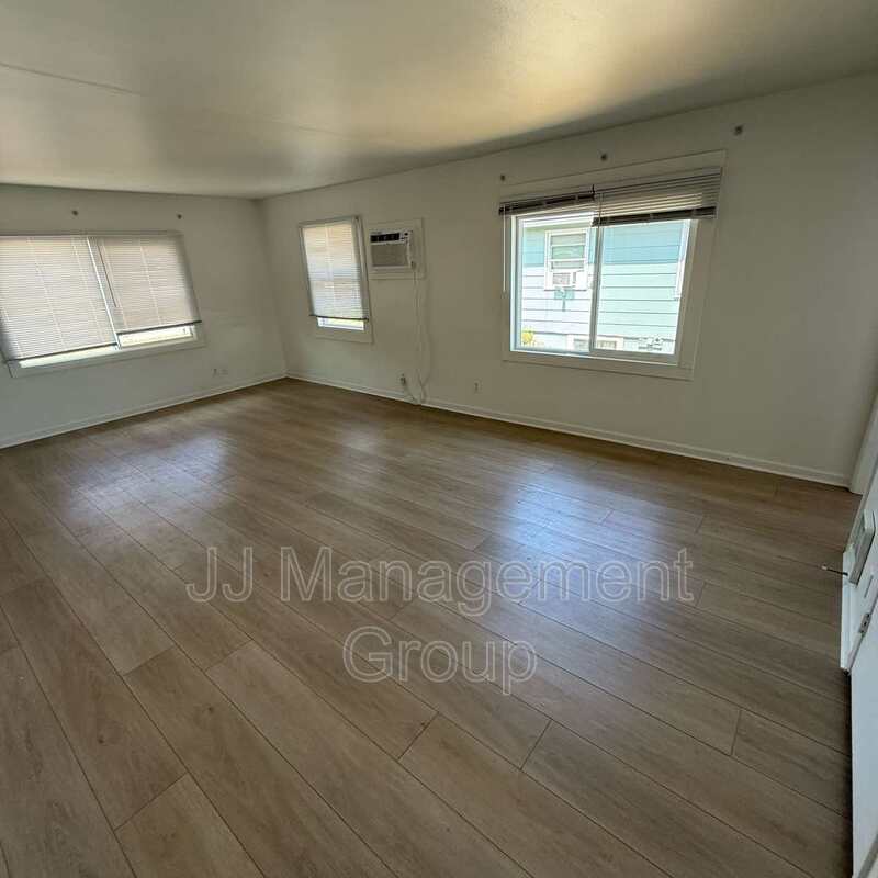 Cheney Condo: 1201 2nd Street