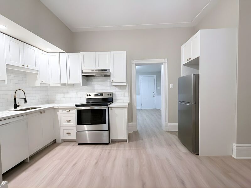 Hamilton Condo: 47 Ontario ave