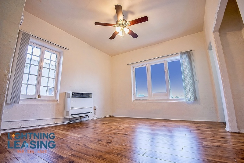 Los Angeles Condo: 1518 Wilton Pl