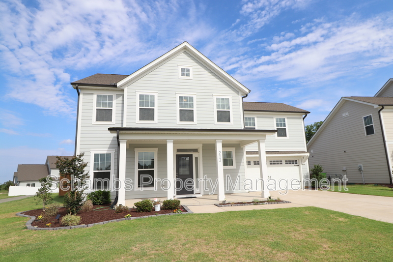 Holly Springs House: 212 Breeders Cup Way