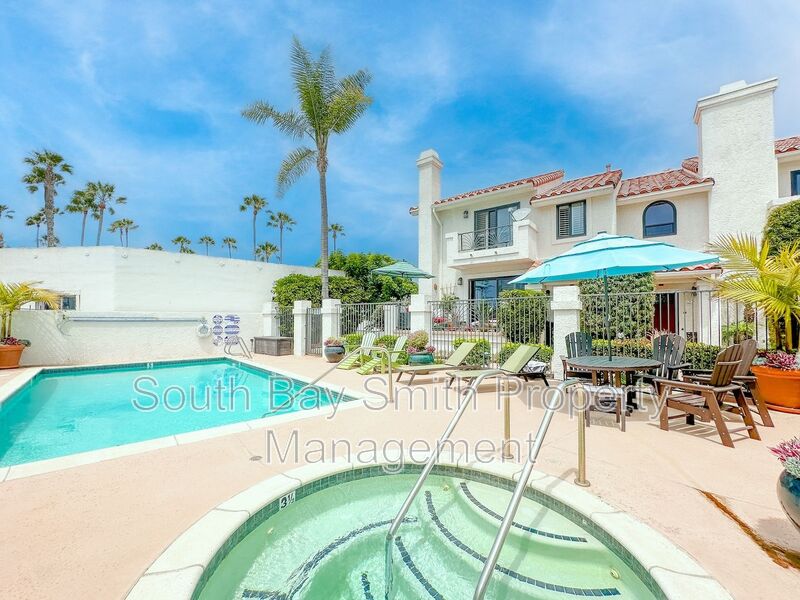 Redondo Beach Condo: 231 N. Broadway