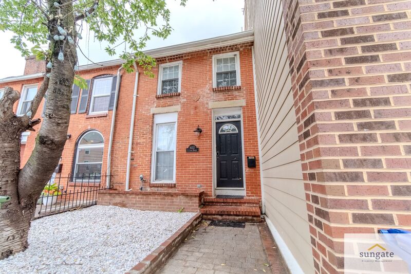 Baltimore Townhome: 1632 Light St