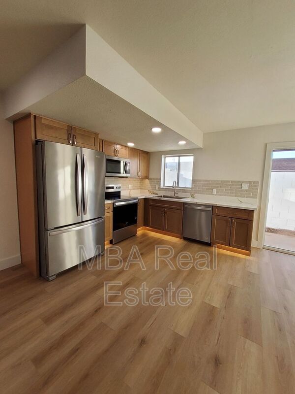 Phoenix Condo: 5040 N 18th Ave