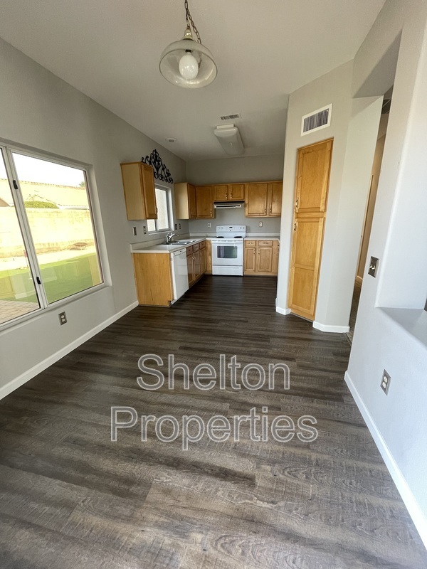 85375 House: 14236 W Caballero Dr