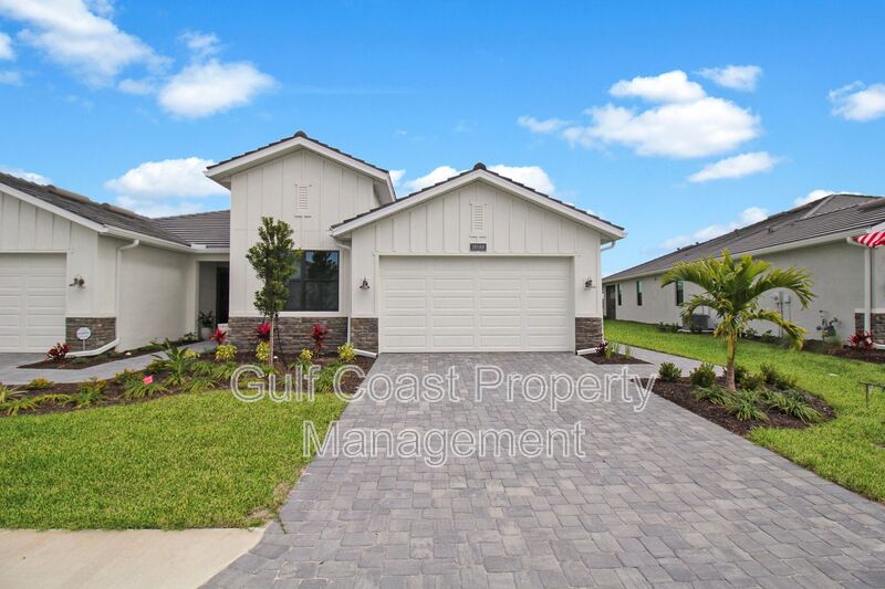 Venice House: 18588 Dayspring Place
