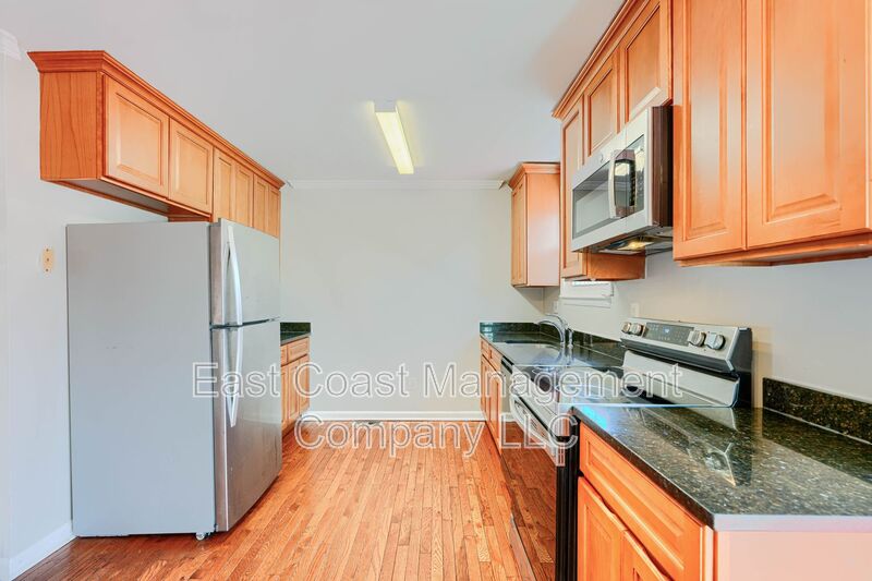 Essex House: 28 Ebbing Court