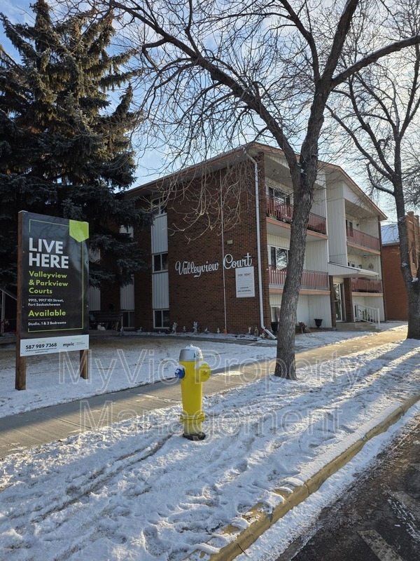 Fort Saskatchewan Condo: 9915 101 Street