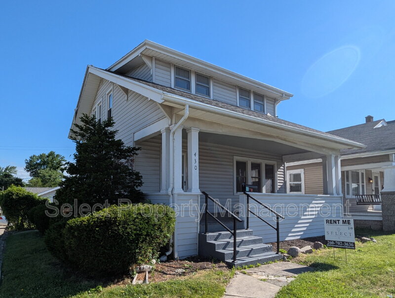 Fort Wayne House: 430 West State Boulevard