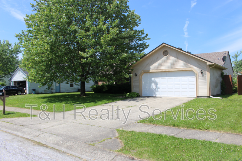 Indianapolis House: 3202 Cherry Lake Road