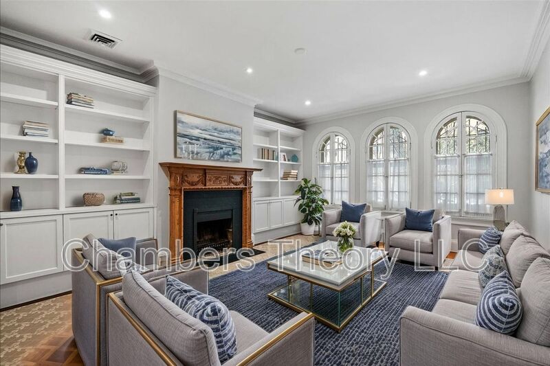 Washington House: 2355 Ashmead Pl NW