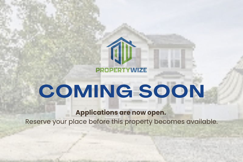 Woodlawn House: 5916 Howard Place