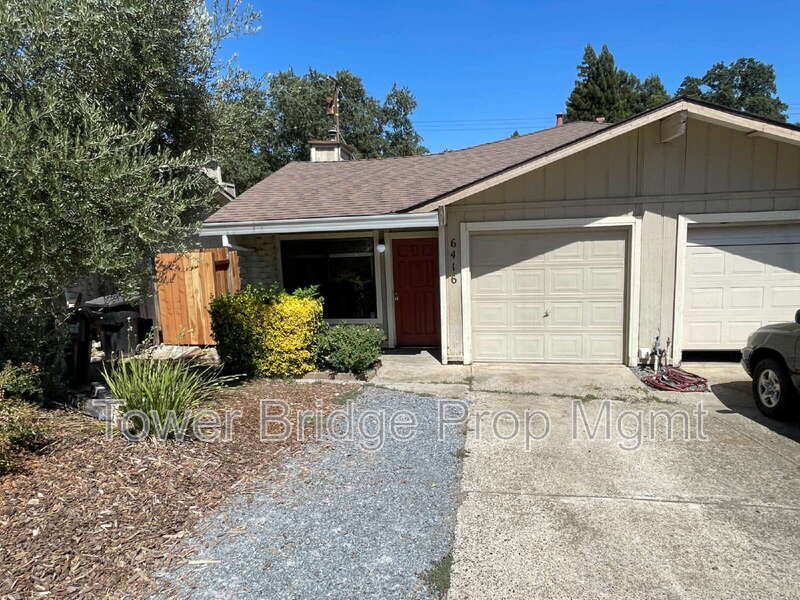 Carmichael Condo: 6416 Miles Lane