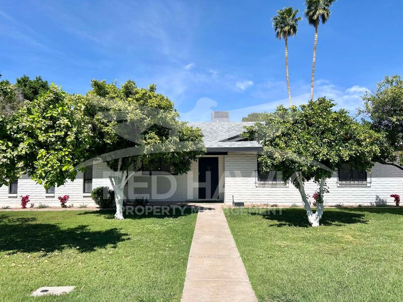Mesa House: 2466 E Huber St