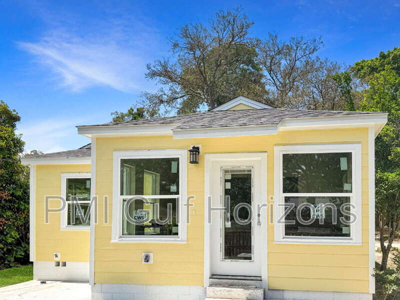 Pensacola House: 239 North K Street