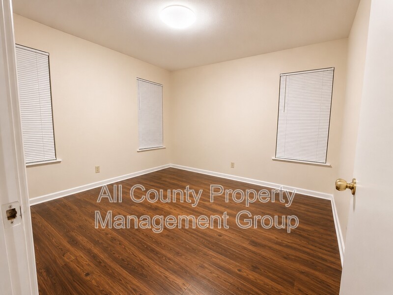 Main Rental Photo 13