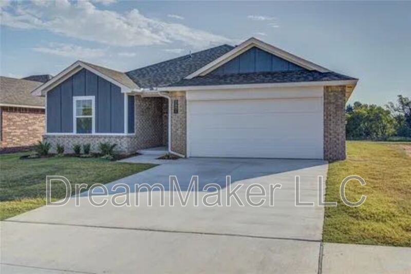 Chickasha House: 2405 S. 28th Terrace