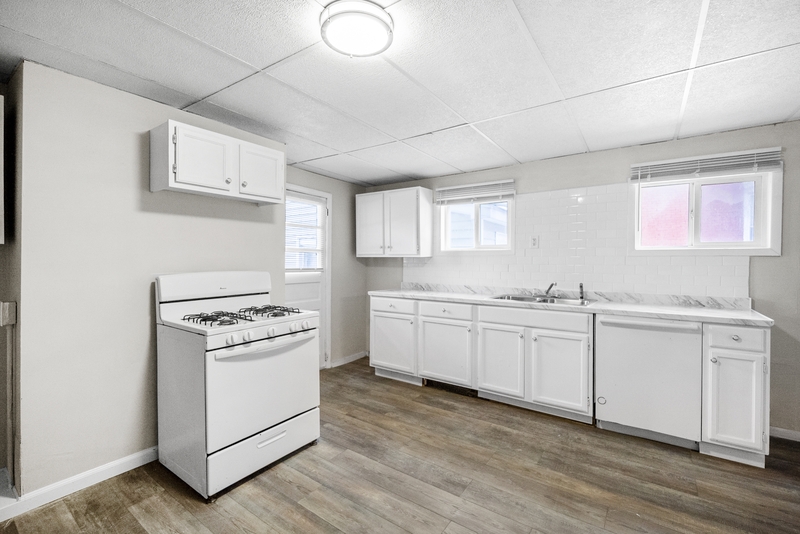 Watervliet Condo: 1534 5th Avenue - 1