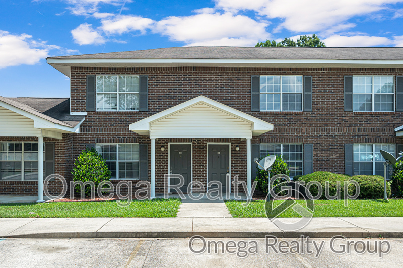 Columbiana Condo: 100 Egg And Butter Rd