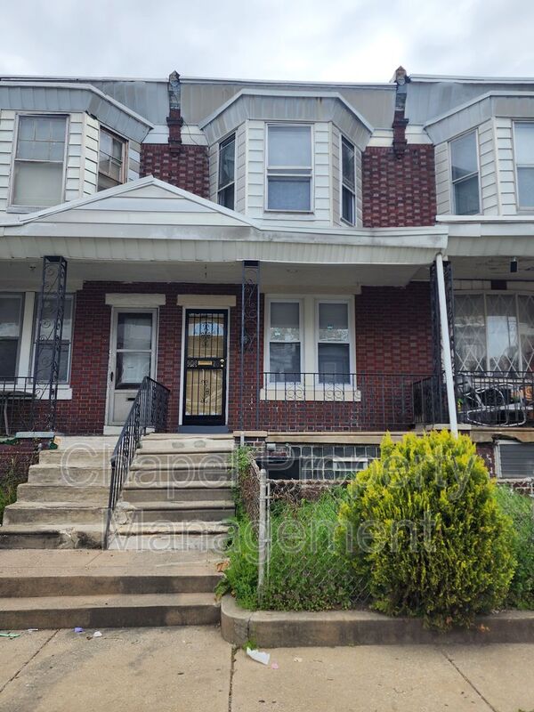 Philadelphia House: 1554 N. Frazier Street