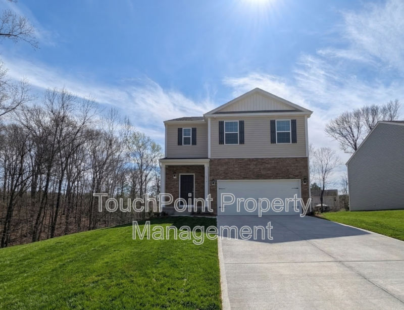 Gastonia House: 3567 Cramer Creek Dr