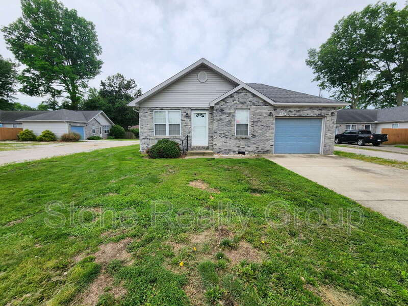Terre Haute Condo: 4874 Pine Ridge Court