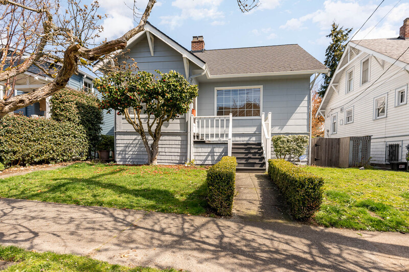 Seattle House: 4814 36th Ave NE