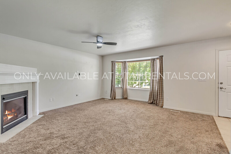 Provo Townhome: 1328 S 1550 E