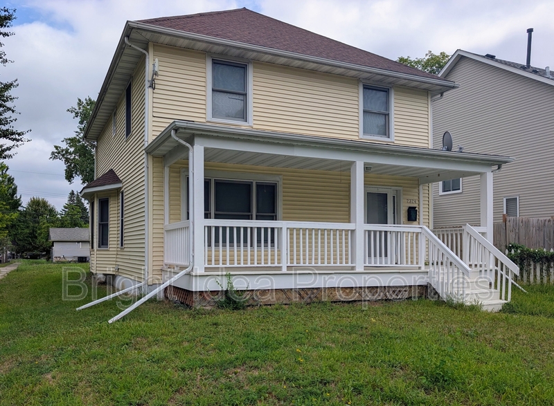 Minneapolis House: 2324 Emerson Avenue North