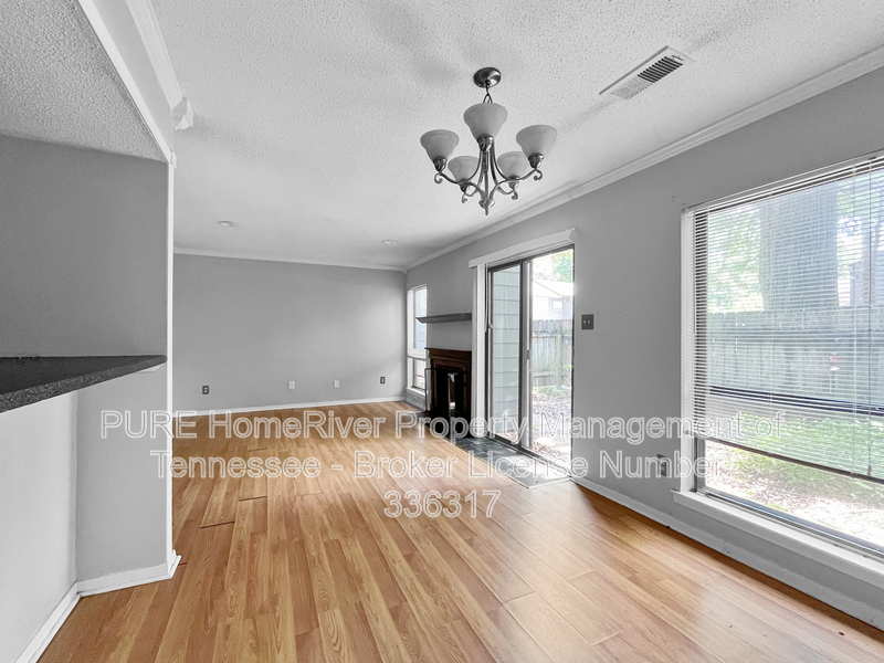 Memphis Condo: 3970 Grahamdale Cir