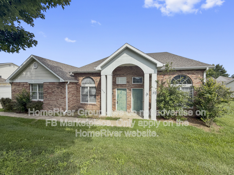 Columbia House: 4625 Brandon Woods St