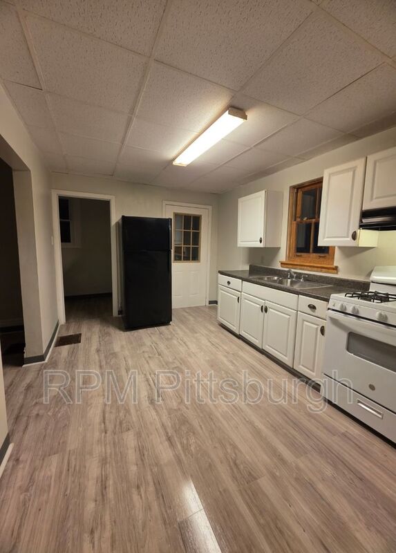 Pittsburgh House: 1017 Emporia St