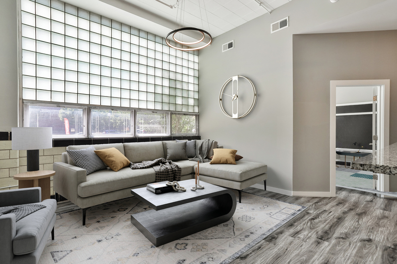 St. Louis Condo: 4301 Olive St