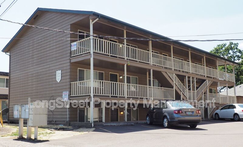 Corvallis Condo: 830 SW Grove St