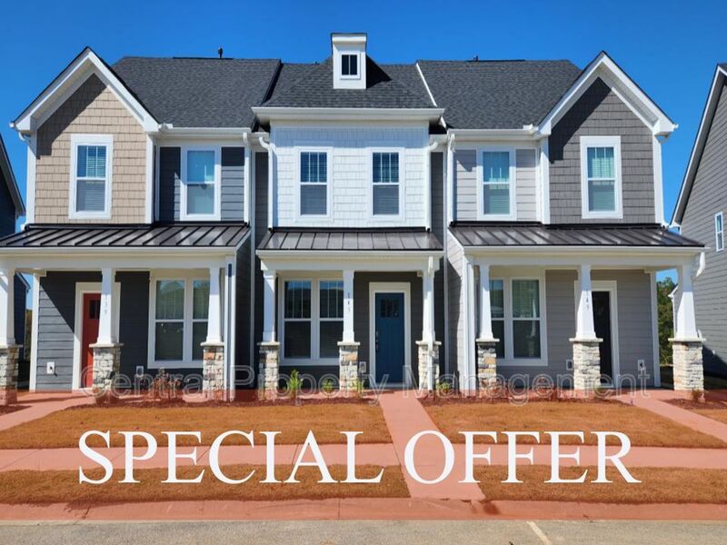 Spartanburg House: 143 Dalmatian Drive