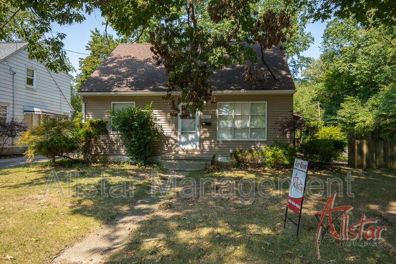 Akron House: 1617 Osage Avenue
