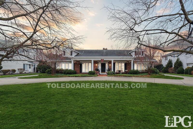 Toledo Condo: 3835 Hillandale Rd East