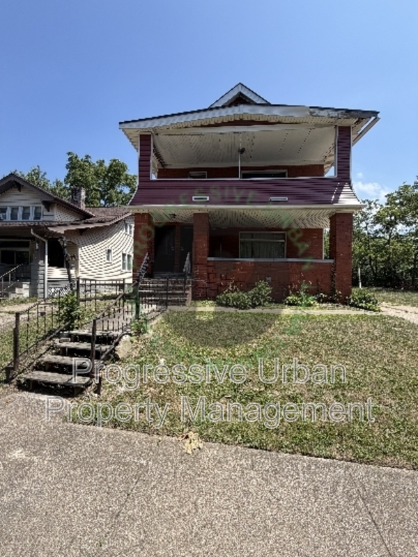 Cleveland Condo: 3517 East 110th Street - Upstairs