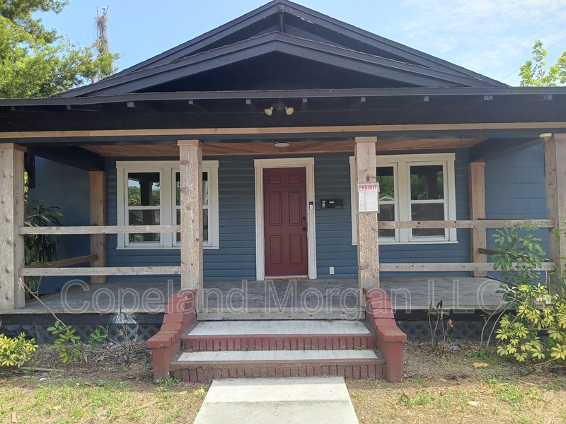 St. Petersburg House: 1934 30th Avenue North