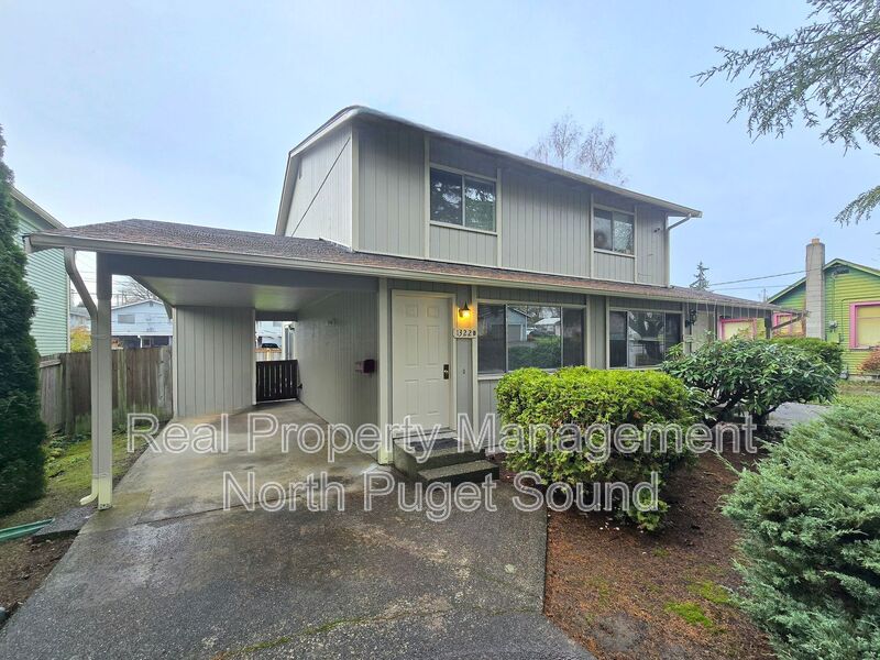 Everett Condo: 1322 Maple St
