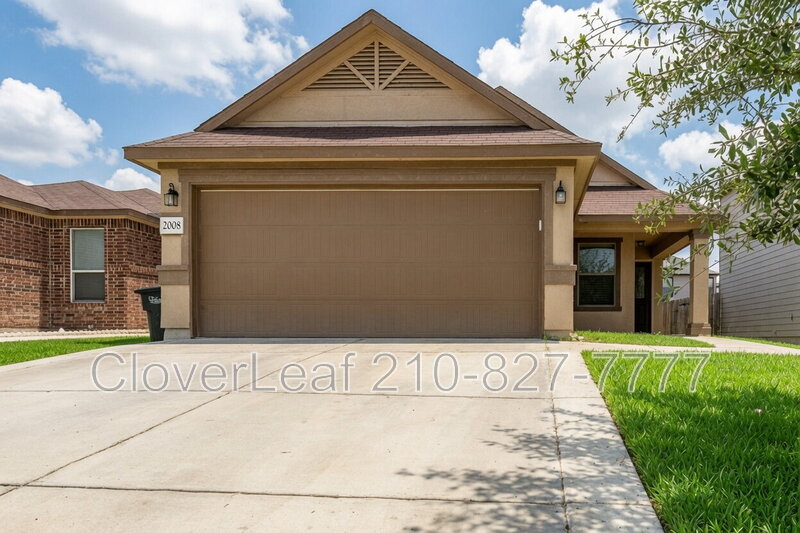New Braunfels House: 2008 Brandywine Dr