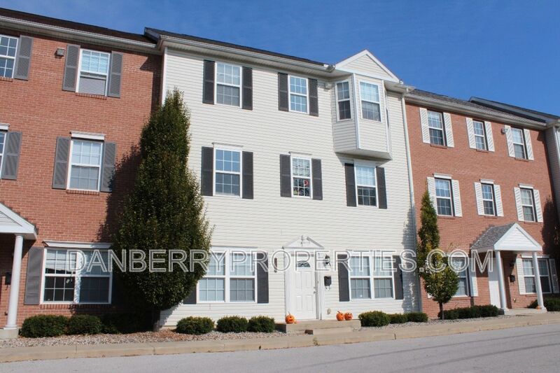 Toledo Condo: 1131 N. Byrne Road - 1
