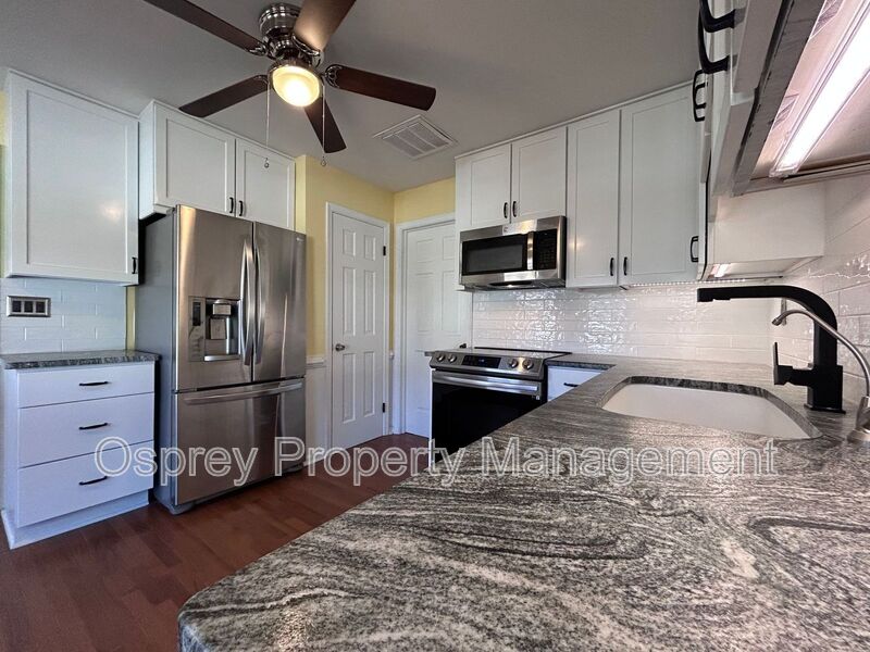 Beautifully Updated Brick Ranch! "ASK ABOUT OUR ZERO DEPOSIT" - Photo 2