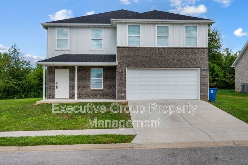 Elizabethtown House: 309 Summit Creek Drive