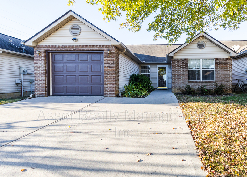 Knoxville House: 2921 Billings Way - 1