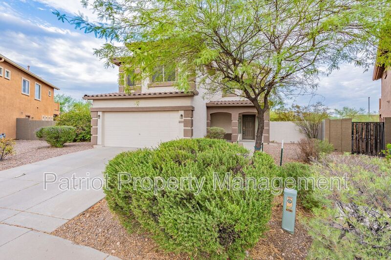 Anthem House: 42509 N 45th Dr