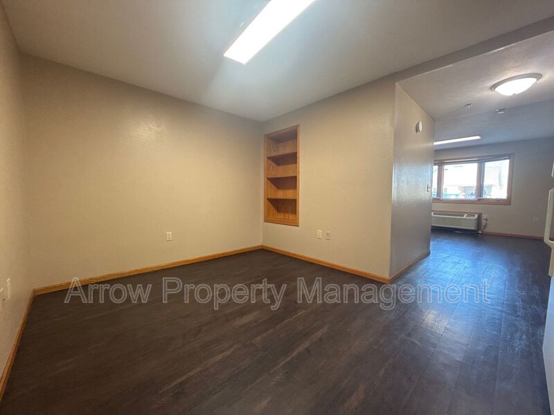 Scribner House: 150 Poppe Drive-13