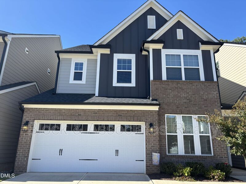 Raleigh House: 2105 Goudy Dr