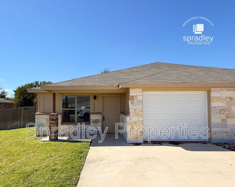 Little River-Academy Townhome: 1635 Sabine Rd